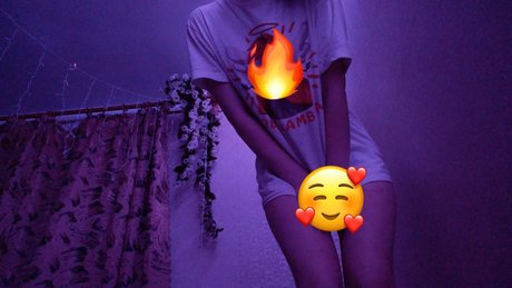 Meavvi free star sexy pic