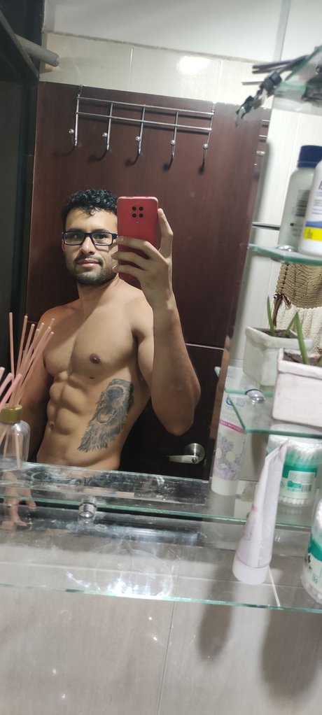 Andr s Mendoza star top photo