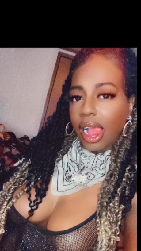 Meaty Lewinsky naked pornstar pics