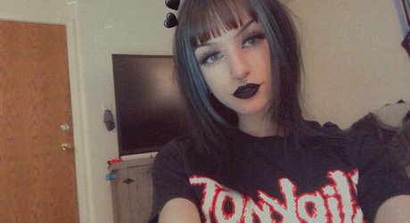 Meanchi nudes pornstar pictures