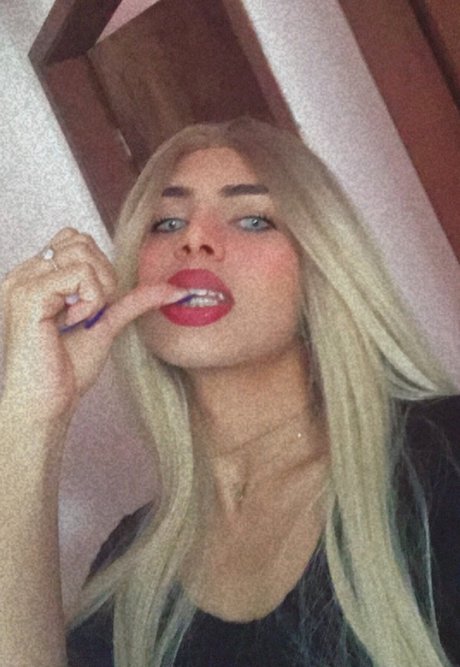 Mayla s top actress pics