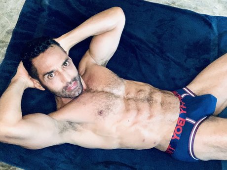 MaXXXeur xxx pornstar pics