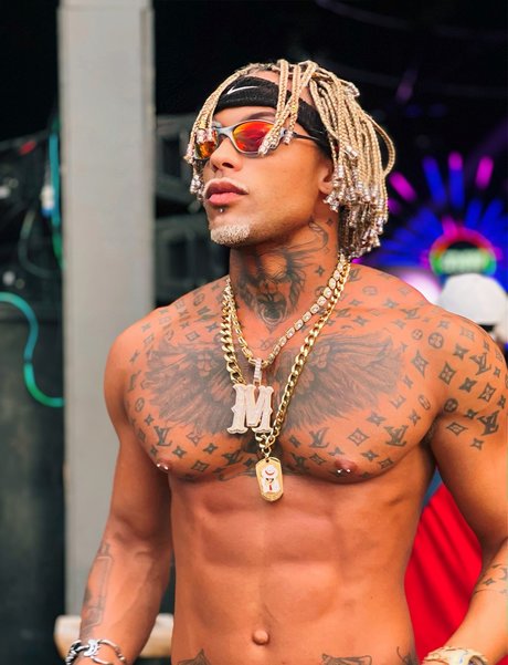 Max loirinho high quality pornstar photos