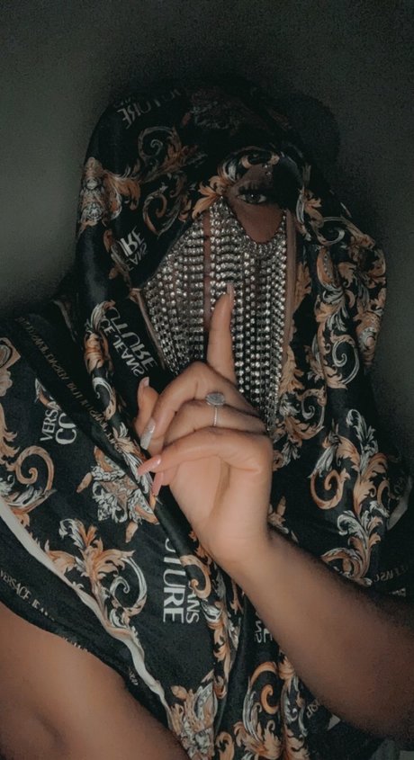 Masked 1 model hd img