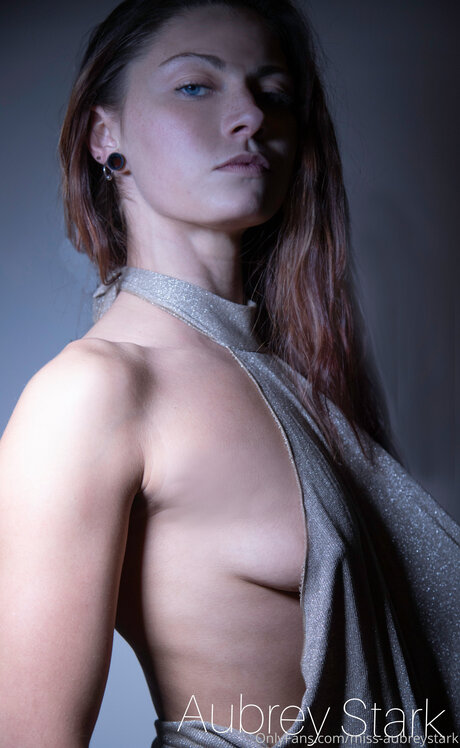 Aubrey Stark model perfect photos