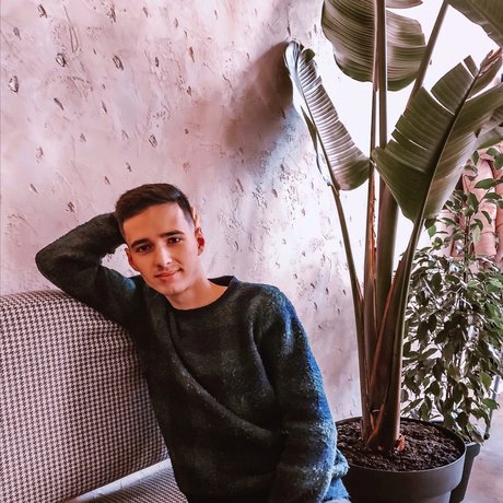 Miros model adult archive