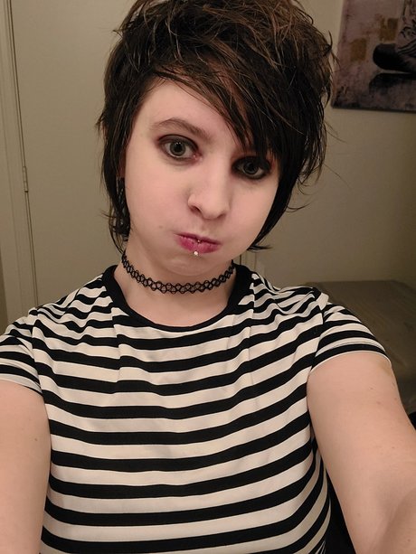 Minx Tiptoes pornstar high quality photos