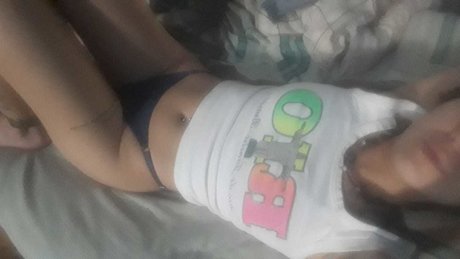 Minerva beautiful model pic