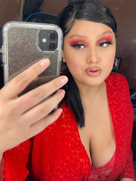 Blue dream_ model beautiful image