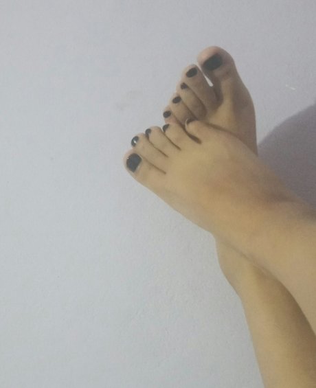 MilaMia beautiful model picture