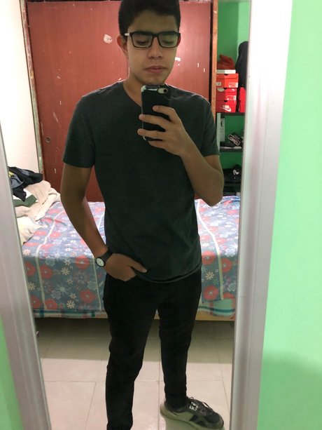 Miguel Flores star hd image