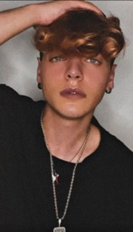 Michele Sarno model pretty archive