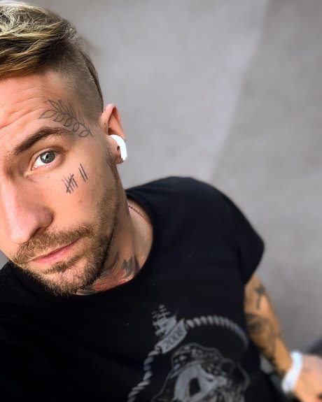 Michael Schmid top 2 3_ model erotic galleries