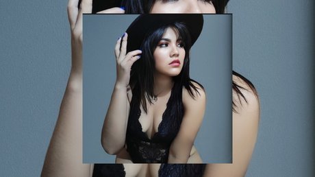 miky free model picture