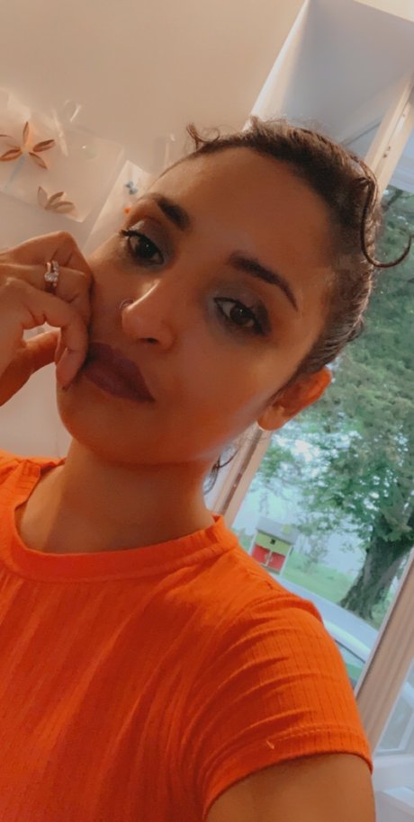 Mia glam star best img