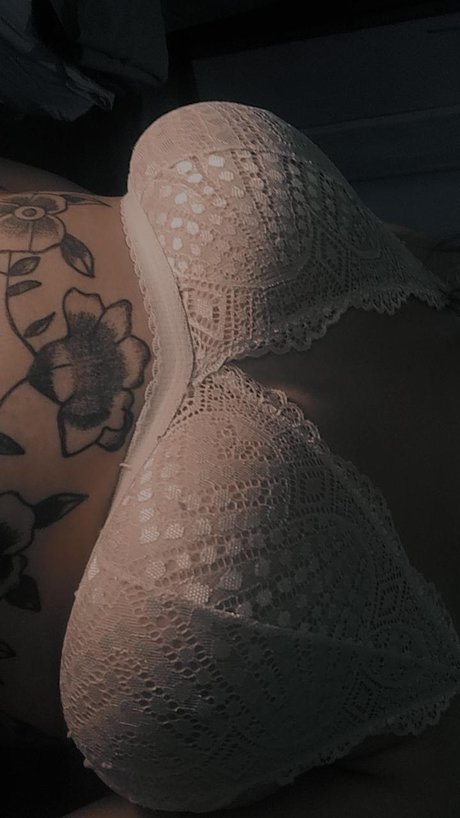 Violeta Martinez art star pics