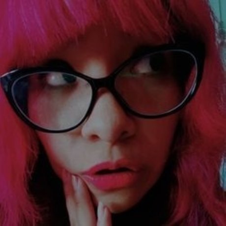 Purple Witch star exclusive photo