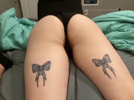 MoonLighttoes star naked pictures