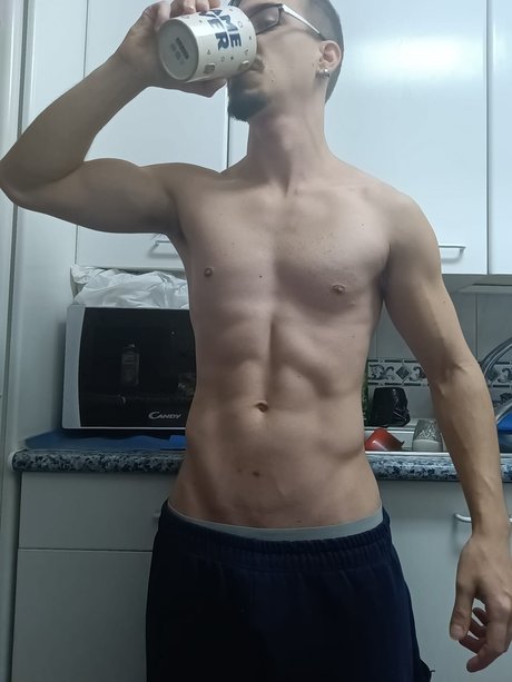 Mono T ctic0 pretty pornstar image