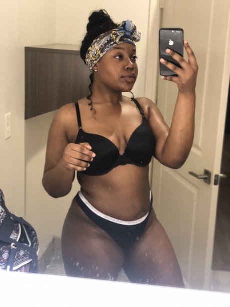 Meyah Batiste hot star archive