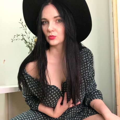 Your Friend s Mom Dana xxx star picture