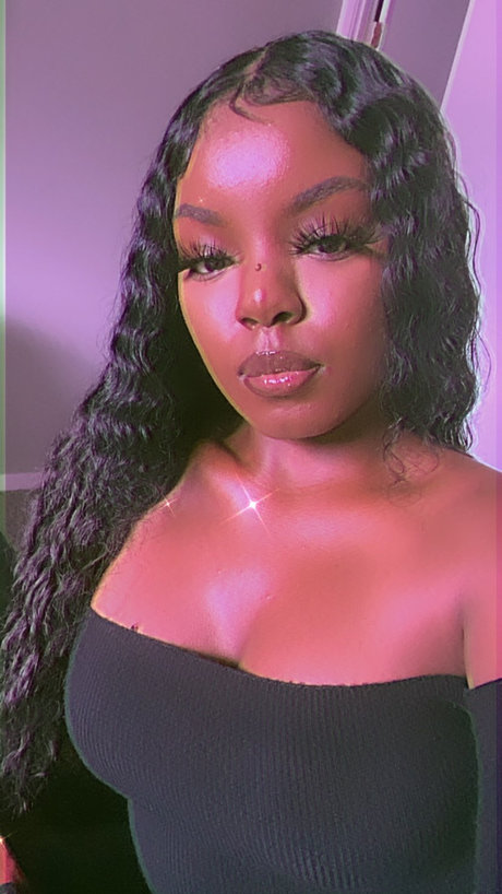 FayesxWrld star erotic pictures