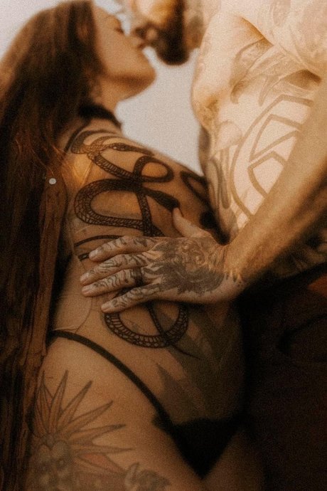 Mistressgoatzone naked pornstar galleries