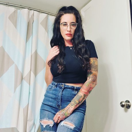 Miss Mimi high quality actress pic