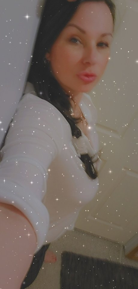 Miss Kiki star xxx images