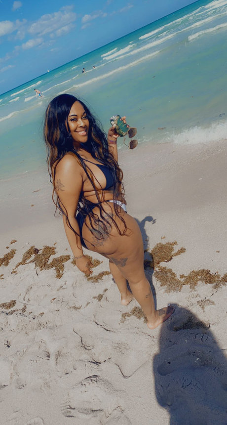 Miss Gorgeous_ high quality actress pictures