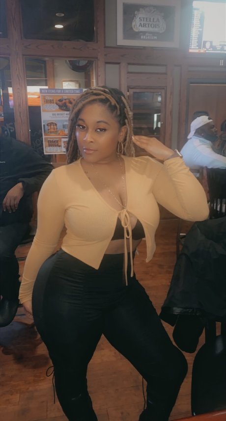 Miss Gorgeous_ star exclusive gallery