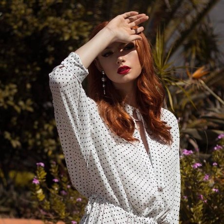 Miss Ginger Luxe_ perfect star pic