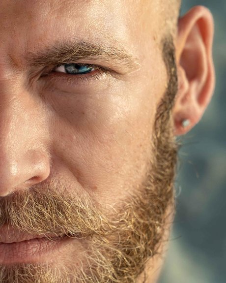 Naked on the board nice star pics