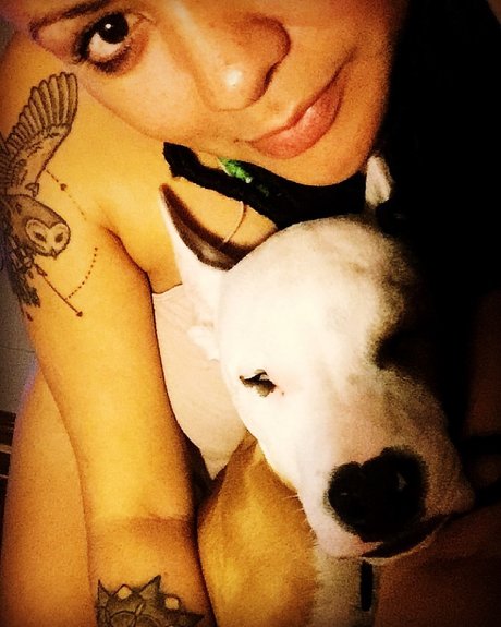 Naia pornstar nude galleries