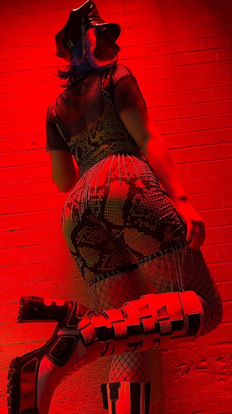 Nana Cruuz pornstar free picture