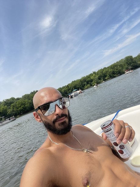 PapiChulo 1 model sex pictures