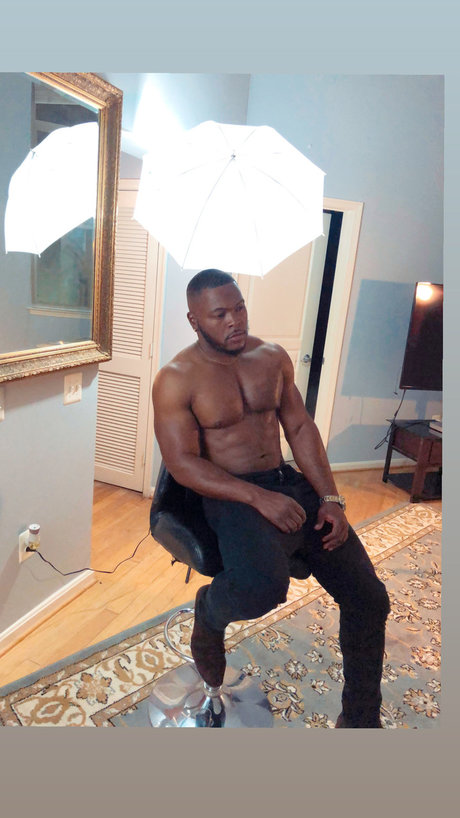 MrBachelor pornstar erotic archive