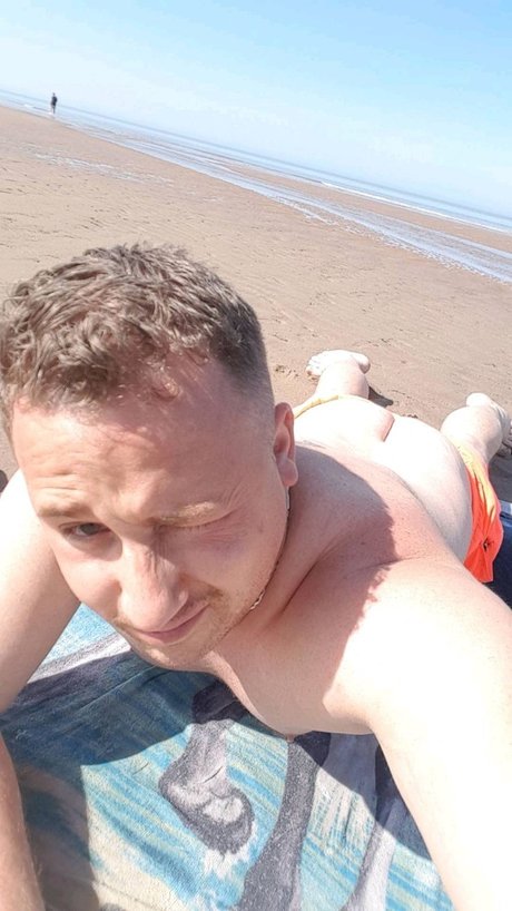 Porkpie model exclusive photo