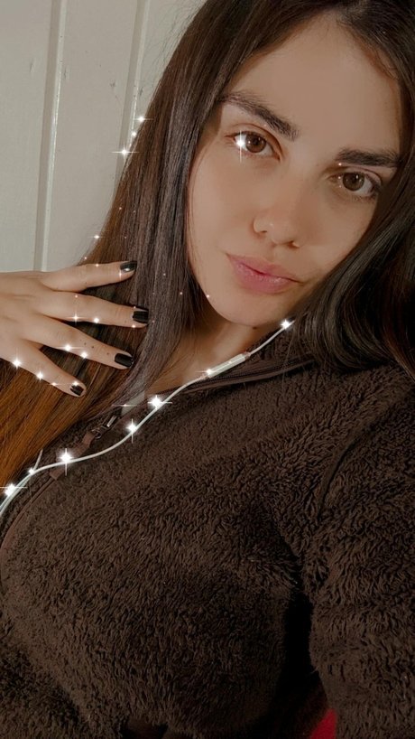 Geraldinee star beautiful image