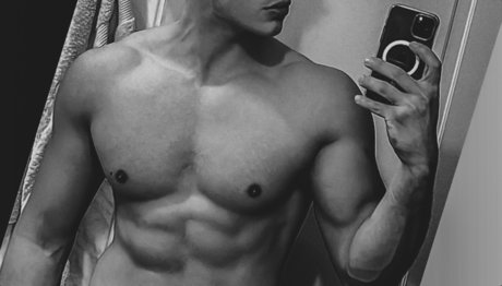 Nico Stuardo nude star pictures