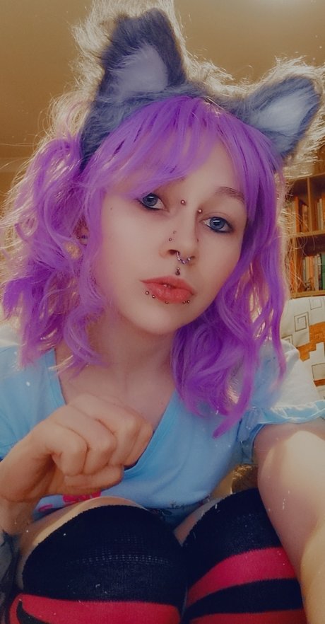 Nessie Nymph Life art star pics