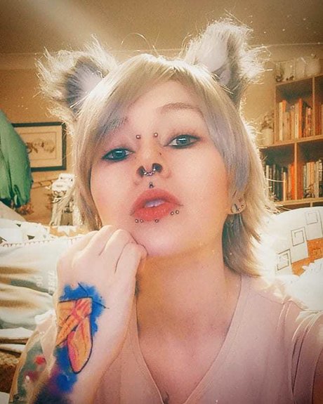 Nessie Nymph Life pornstar top images