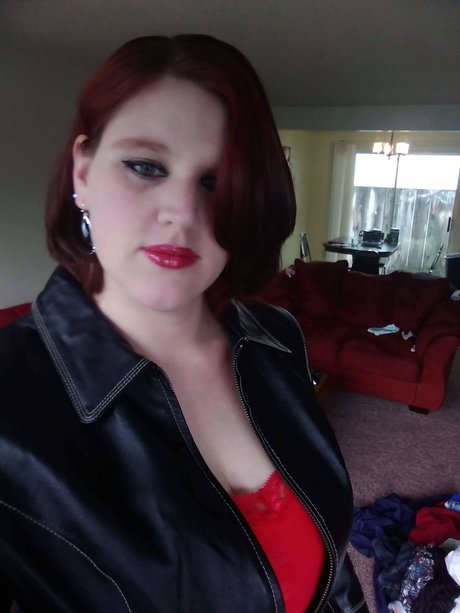 Leota exclusive actress picture