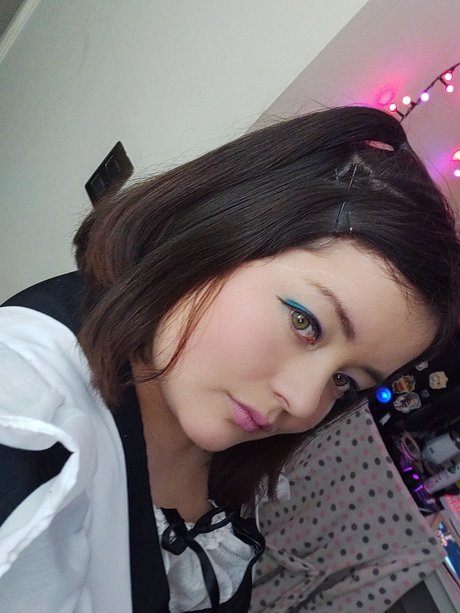 Nekobarbsets hd star image