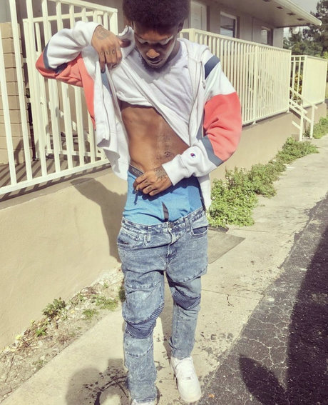 See MORE star free pics