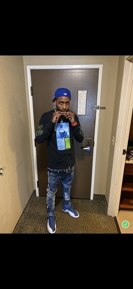 NeckBone naked pornstar image