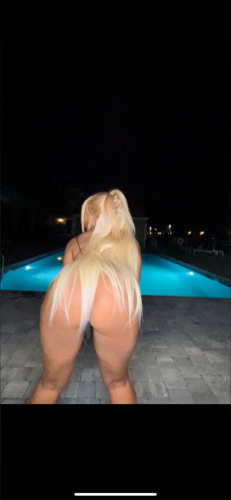 exclusivenay_ pornstar nice picture