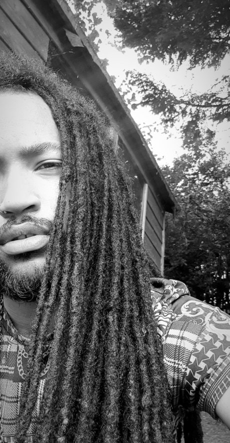 Naturelocs pretty pornstar photo