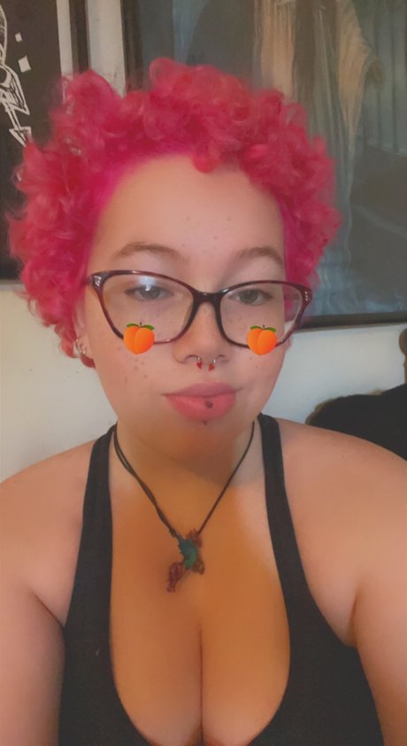 Natalie Gough model free pictures