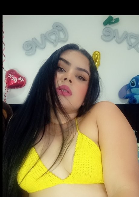 Natalia Calder n model nude pic